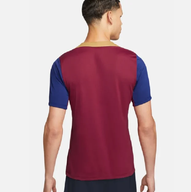 FC-Barcelona-Garnet-Training-Shirt-1.webp